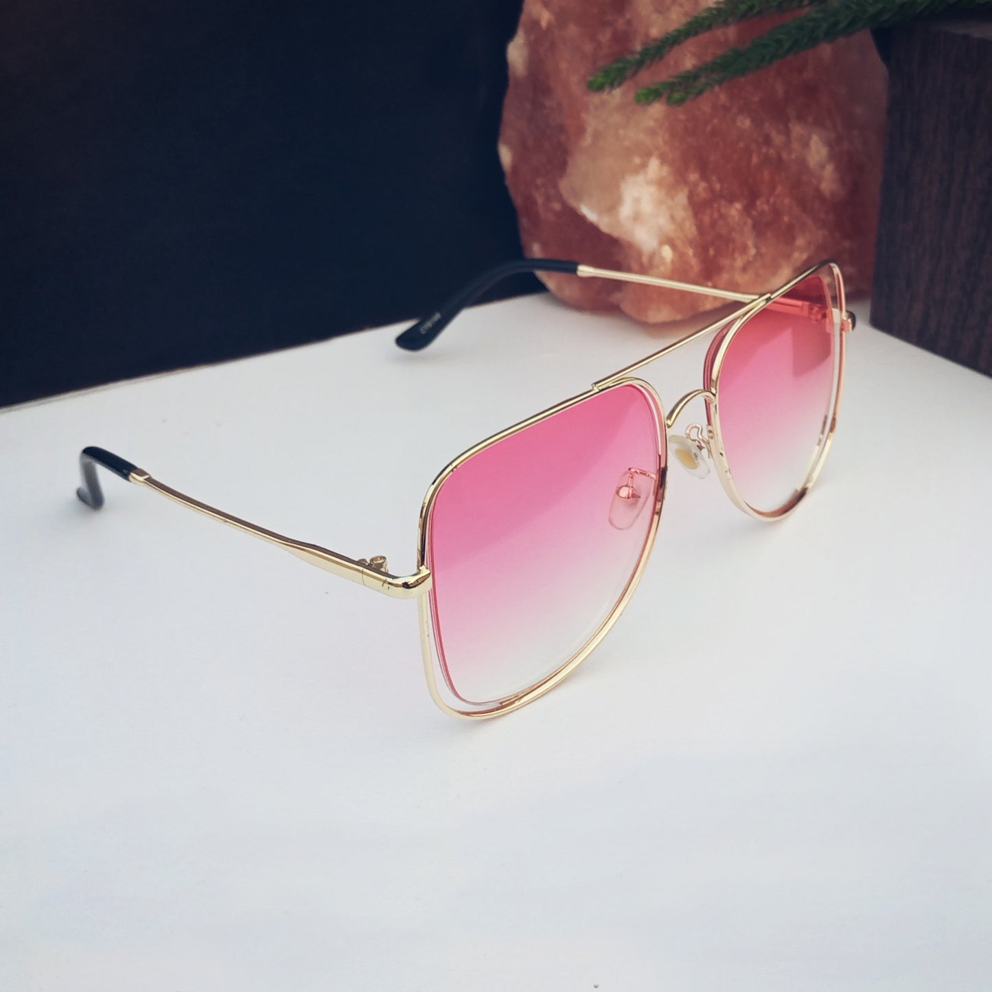 Uni-Sex Desperado - Metallic Aviator Sunglasses - Pink