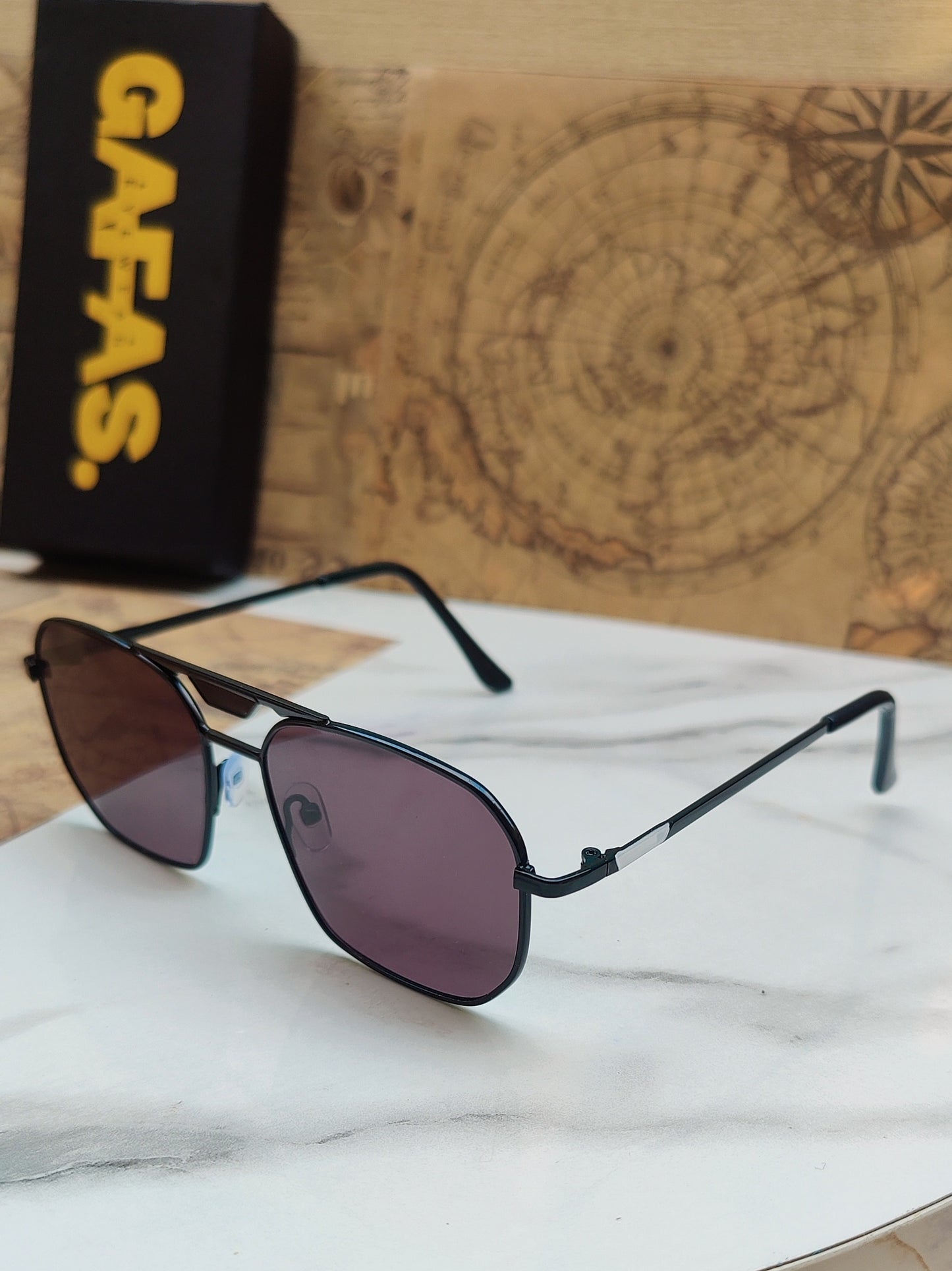 Uni-Sex Hansard Sunglasses - Black